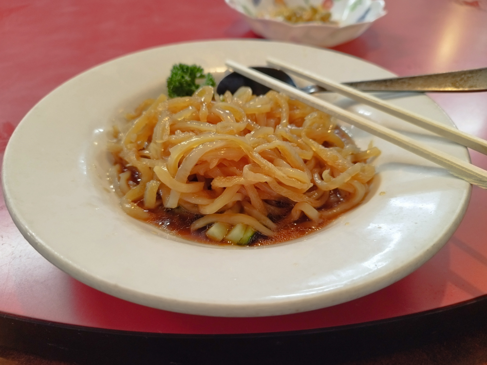 栃木県「中国料理　華清-かしん」　くらげの冷菜